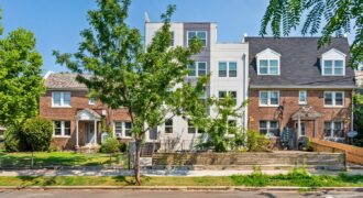 1921 Rosedale St NE Unit 2